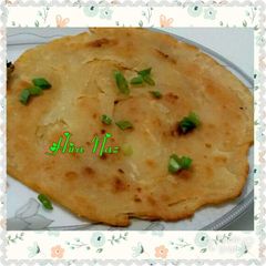 A picture of Lachay Dar Paratha.