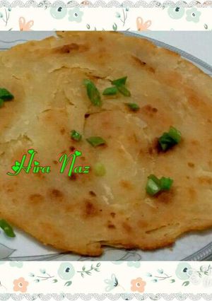 A picture of Lachay Dar Paratha.