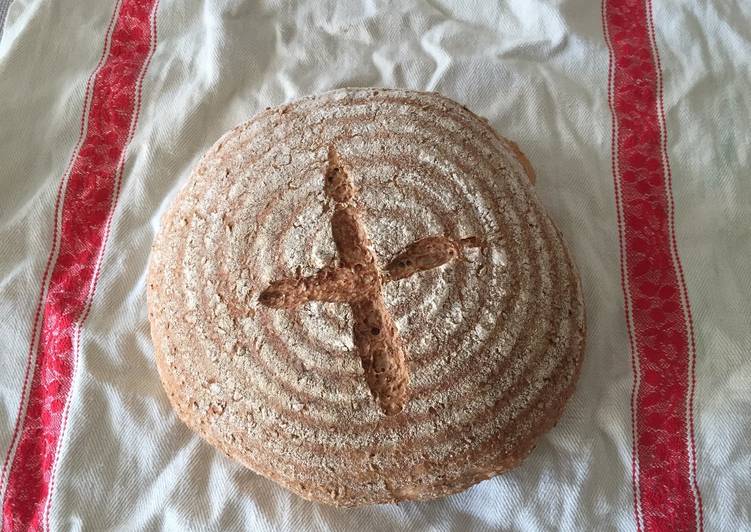 Pane semi integrale con lievito madre