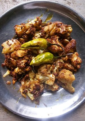 A picture of Stir Fry Cauliflower.