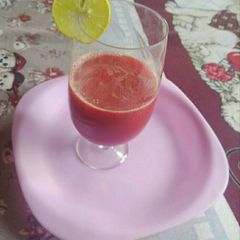A picture of Carrot juice.