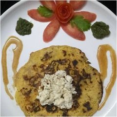 A picture of Onion paneer chilla.