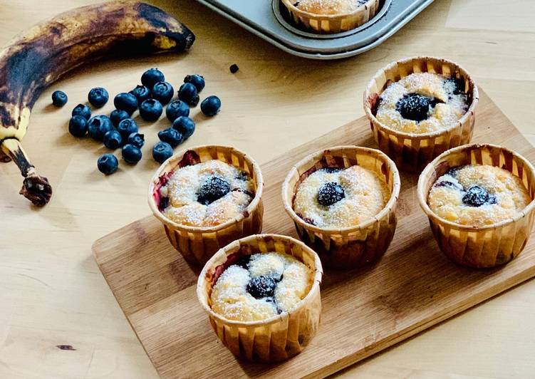 Voici la recette Muffins Banane Myrtille Délicieux garanti