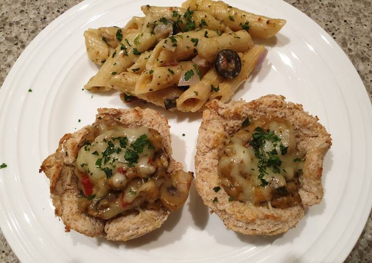 Mushrooms in bread cups and pasta#weeklyjikonichallenge