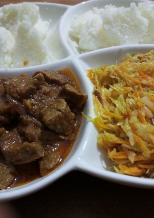 A picture of Ugali beef/cabbages.