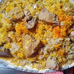 A picture of Chicken biryani colourfull.