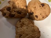 A picture of vanila heart cookie