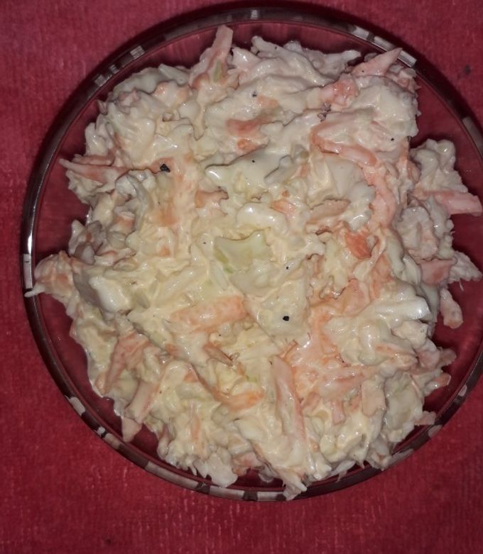 Una foto de Ensalada de col y zanahoria