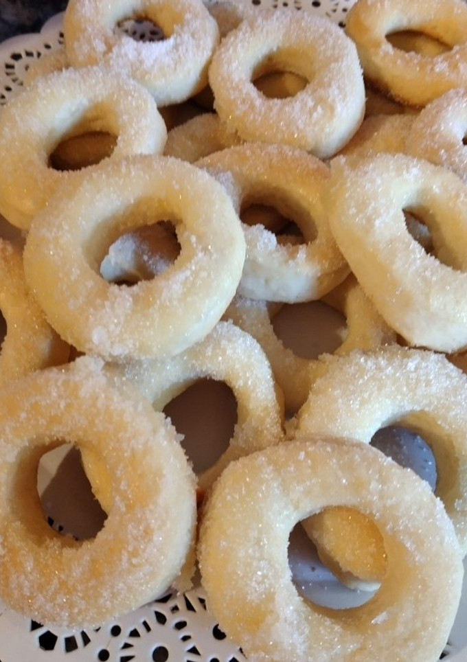 Una foto de Rosquitas para el mate.🥯 Podés freírlas o al horno