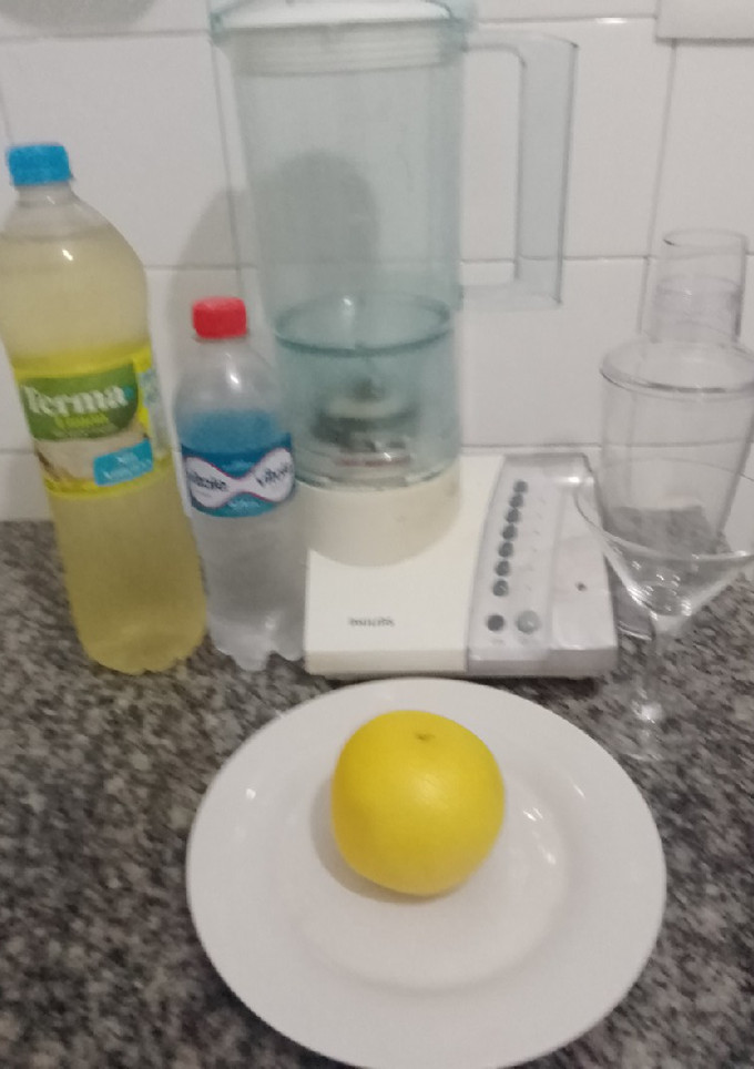 Una foto de Mojito de pomelo sin alcohol