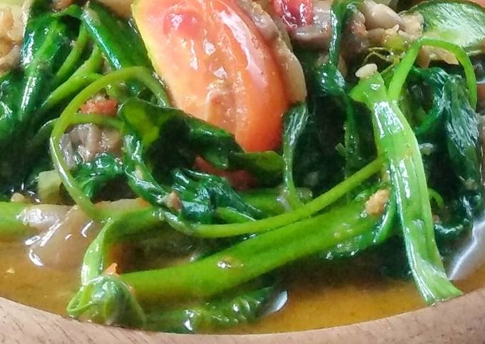 Resep Tumis kangkung jamur merang pedas Anti Gagal
