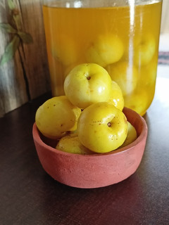 આથેલા આમળા (Aathela Aamla Recipe In Gujarati) રેસીપી મુખ્ય ફોટો