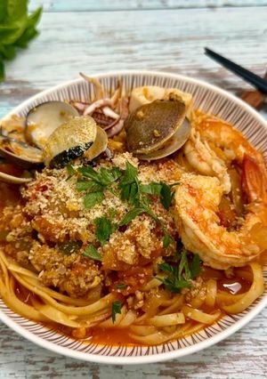 自製紅醬海鮮義大利麵 的食譜成品照片