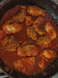 Una foto de Pollo al curry con verduras