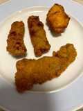 Straccetti di bavetta di manzo impanati fritti in olio di oliva