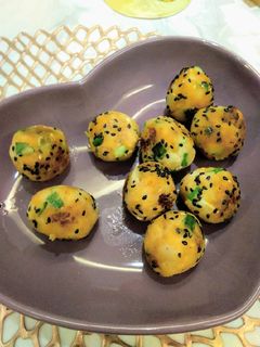 雙薯丸子(方便素)(清冰箱料理)(低醣生酮餐) 的食譜成品照片