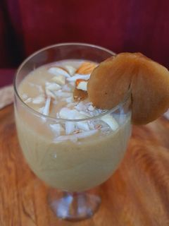 चीकू मैंगो स्मूदी(chiku mango Smoothie in hindi) रेसिपी मुख्य फोटो