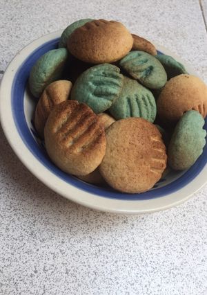 A picture of Butter cookies.