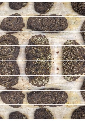 Una foto de Galletas de avena, coco y algarroba