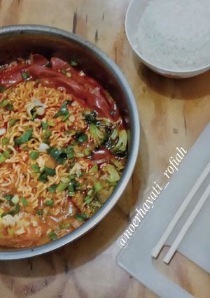 Foto resep Mie Rebus ala Ramyeon Resto Korea