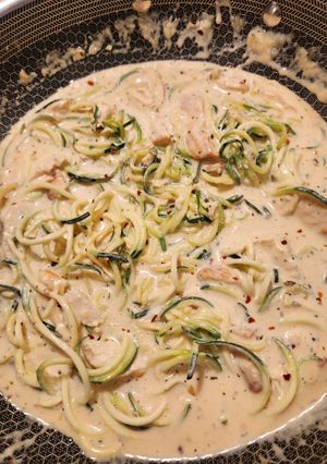 A picture of Creamy and Spicy Fettuccine Alfredo.