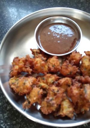 A picture of Cooked Rice Pakoda.
