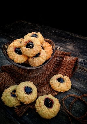 Foto resep Thumbprint  Cheese Cookies