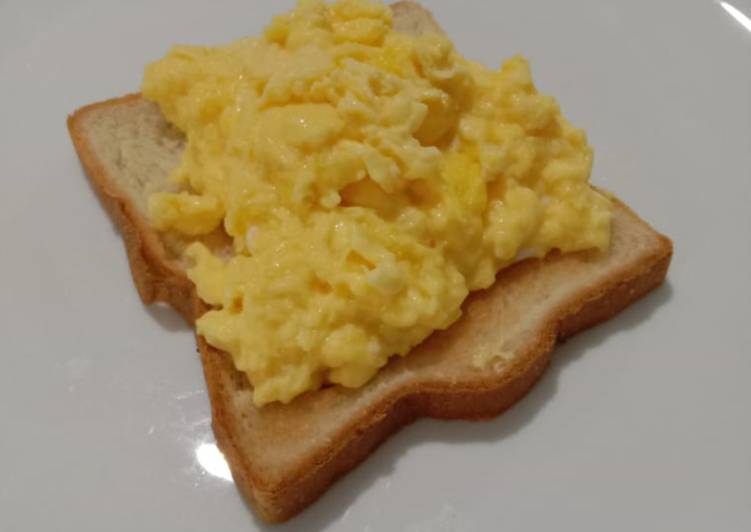 makanan Scramble Egg yang Lezat Sekali