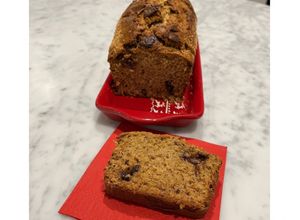 Foto di Banana bread con cocco e cioccolato 🍌🥥🍫