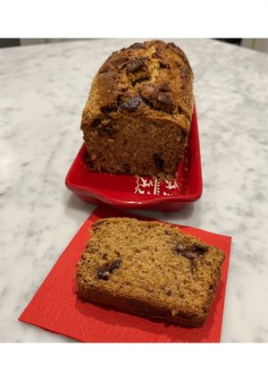 Foto di Banana bread con cocco e cioccolato 🍌🥥🍫