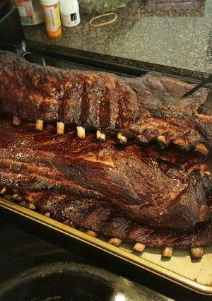 A picture of Smoked spareribs.
