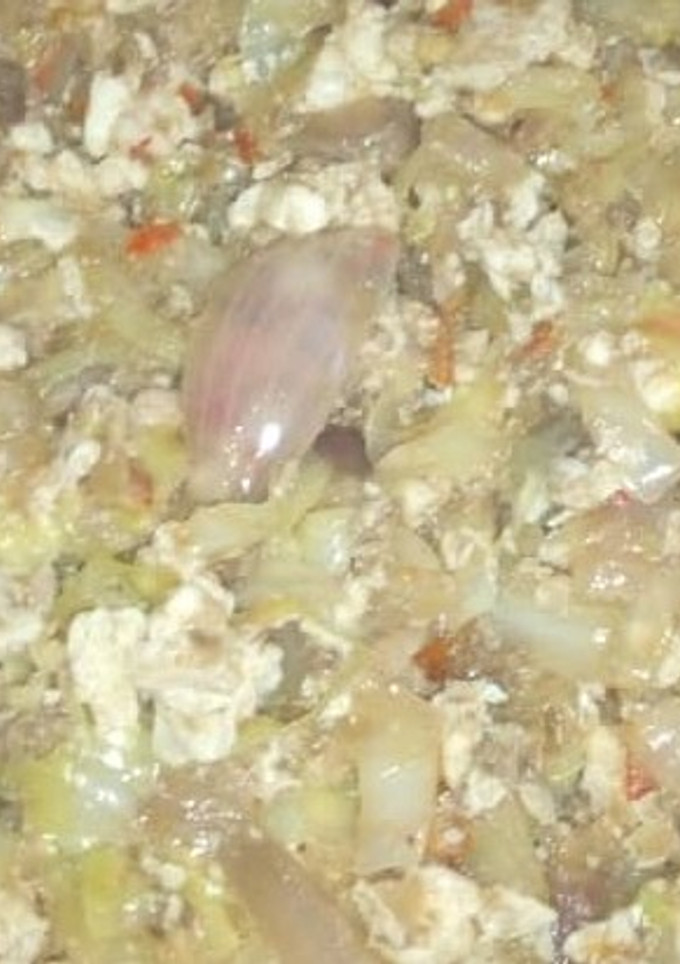 A picture of My egg souce.