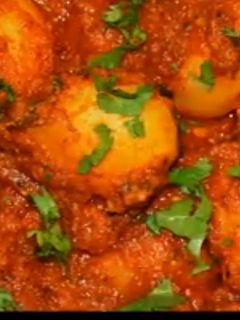 દમ આલુ(Dum Aloo Recipe in Gujarati) રેસીપી મુખ્ય ફોટો