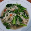 Tumis keciwis dan jamur enoki