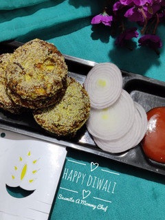 A picture of Raw banana and rajma cutlets.