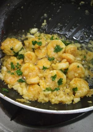 A picture of Butter garlic prawn.