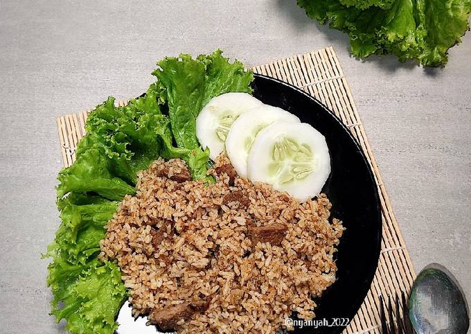 Resep Nasi goreng rendang oleh Nyanyah - Cookpad