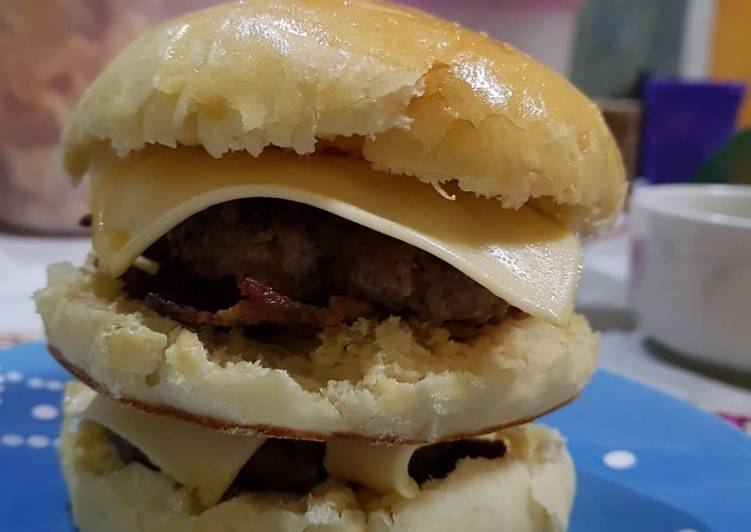 How to Make Tasty Home-made Beef Burger