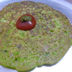 A picture of Green Rava cheela.