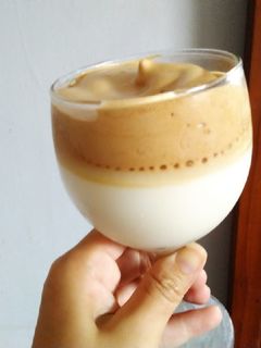 Foto resep Dalgona Coffee Creamy dan Foamy