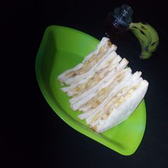 A picture of Fruit Sandwich.