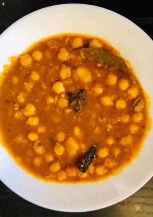 A picture of Punjabi Chhole.