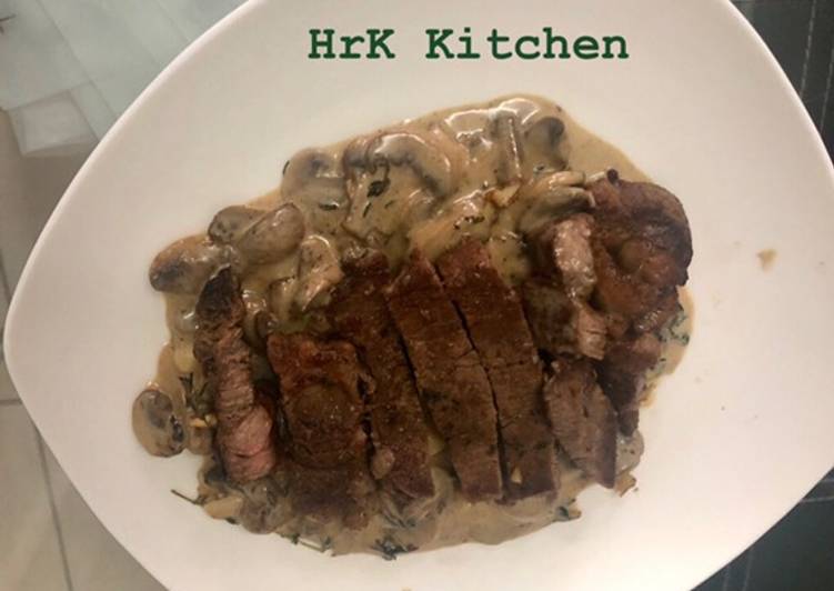 Steak with mushroom sauce