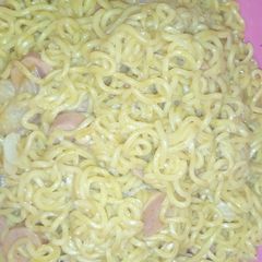 Indomie sausage A picture of Indomie sausage.