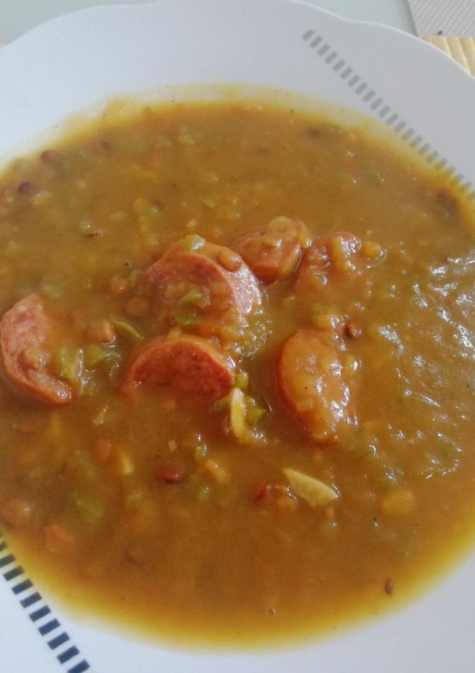 Una foto de Sopa de lentejas y chorizo