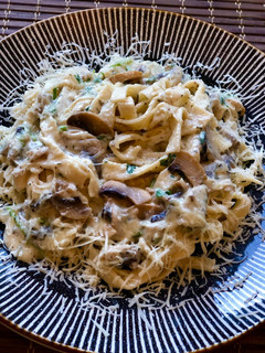 Tejszínes-gombàs Tészta recept fotója
