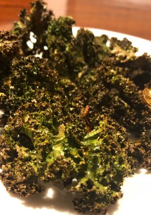 Una foto de Chips de Kale