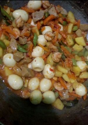 Foto resep Sambel goreng kentang, telur puyuh