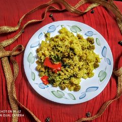 A picture of Soya chunk biryani.