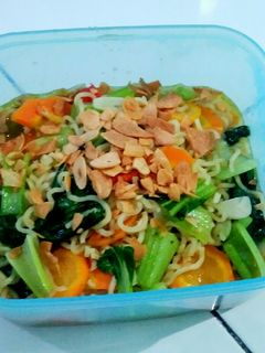 Foto resep Indomie rebus biasa aja